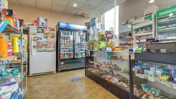 Apartment (0 Bedroom) | Interior