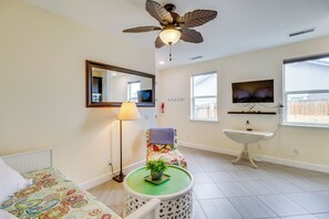 Apartment (1 Bedroom) | Interior - Hike, Play & Unwind: Charming Reno Unit (Reno)