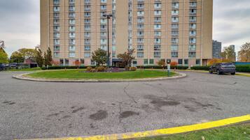 Apartment (0 Bedroom) | Interior