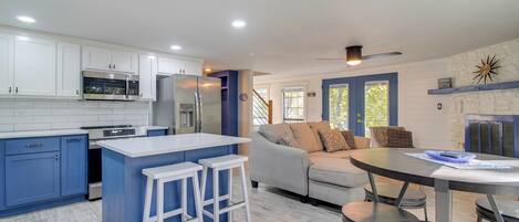 House (3 Bedrooms) | Interior