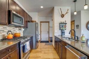 Interior - < 5 Mi to Winter Park: Family Base Camp w/ Hot Tub (Fraser)