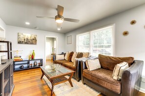 House (1 Bedroom) | Interior - 5 Mi to Dtwn Atl: Modern Duplex Home! (Atlanta)