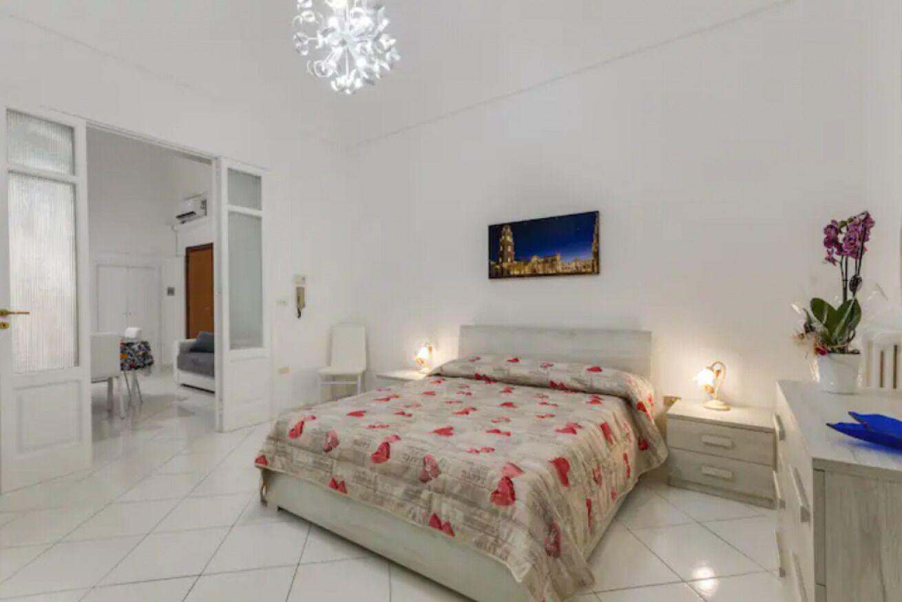 2 Schlafzimmer, Bügeleisen/Bügelbrett