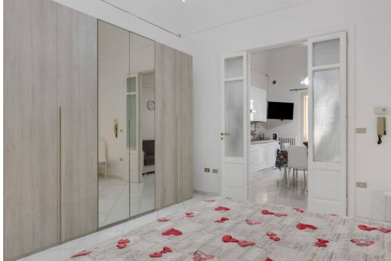 2 bedrooms, iron/ironing board