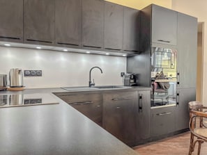 Fridge, microwave, oven, stovetop - #ID | Le Notre Dame 🎈 (Grenoble)