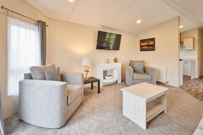House | 2 bedrooms - Host Stay Deer View Lodge (Pickering)
