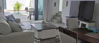 Casa Xanadu 1BR with private pool in Cupecoy