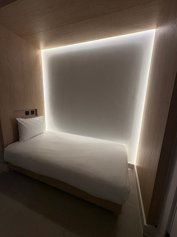 Standard Double Room | Free WiFi