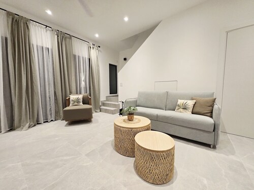 Soleil & Sage Haven,2BR Townhouse in Cupecoy