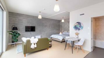 1 bedroom, WiFi, bed sheets