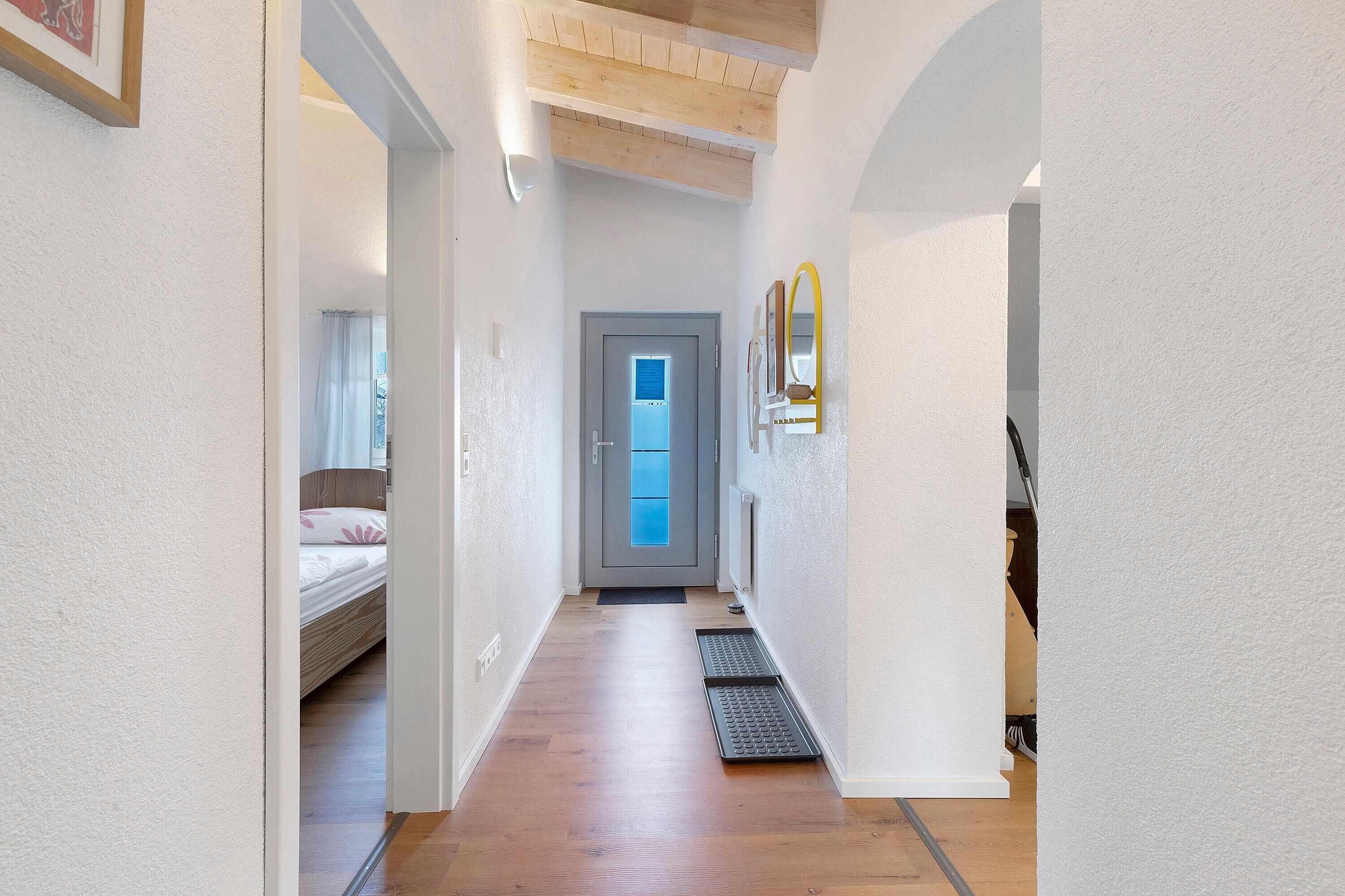 2 habitaciones, tabla de planchar con plancha, wifi y ropa de cama 