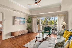 TV, offices - Reunion condo near Disney w/ pool & balcony (Kissimmee)