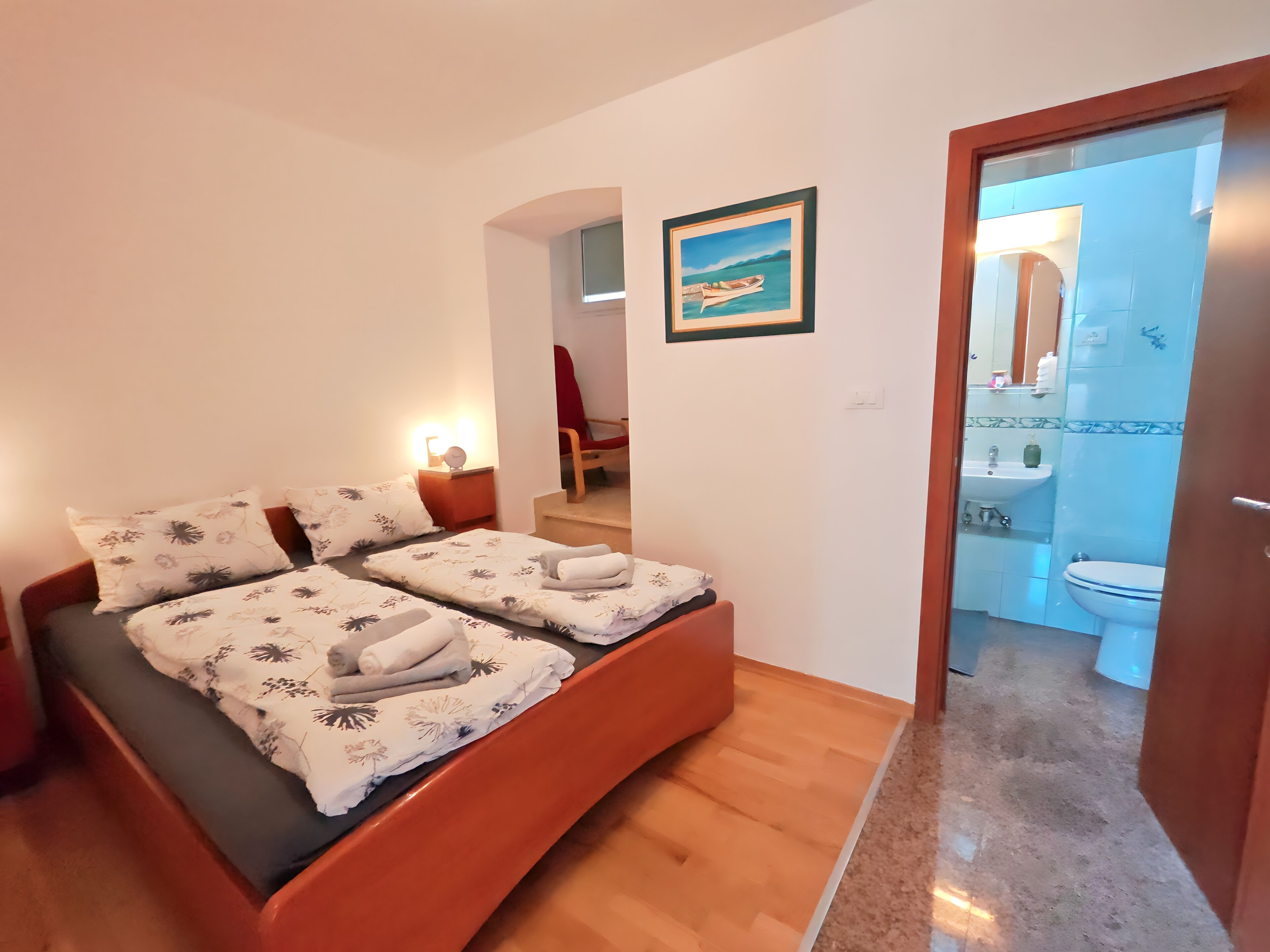 Wifi gratis y ropa de cama 