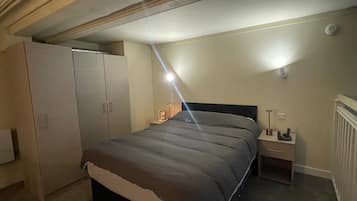 1 chambre, Wi-Fi gratuit, draps fournis
