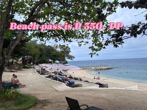 Playa privada, playa de arena blanca y traslado desde/hacia la playa 