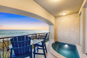 Outdoor pool, a heated pool - Le Fortune*BeachFront*Elevator*Luxury*Pool*Beach Svc (MIRAMAR BEACH)
