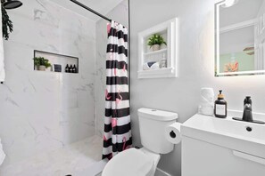 Een douche, een haardroger