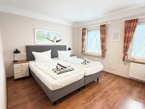 2 bedrooms, free WiFi - Comfortable vacation apartment in Haus Frida-Sophie with wood-burning stove, terrace and garden (Sylt)