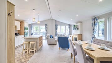 Rumah | 2 kamar tidur dan internet