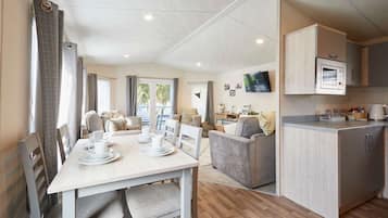 House | 2 bilik tidur, Internet