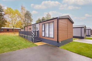 House | 2 bedrooms, Internet - Host Stay Royal Pines Lodge (York)
