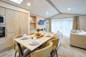 House | 2 bedrooms, Internet - Host Stay Wag Tail Lodge (York)