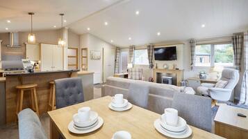 House | 2 bilik tidur, Internet