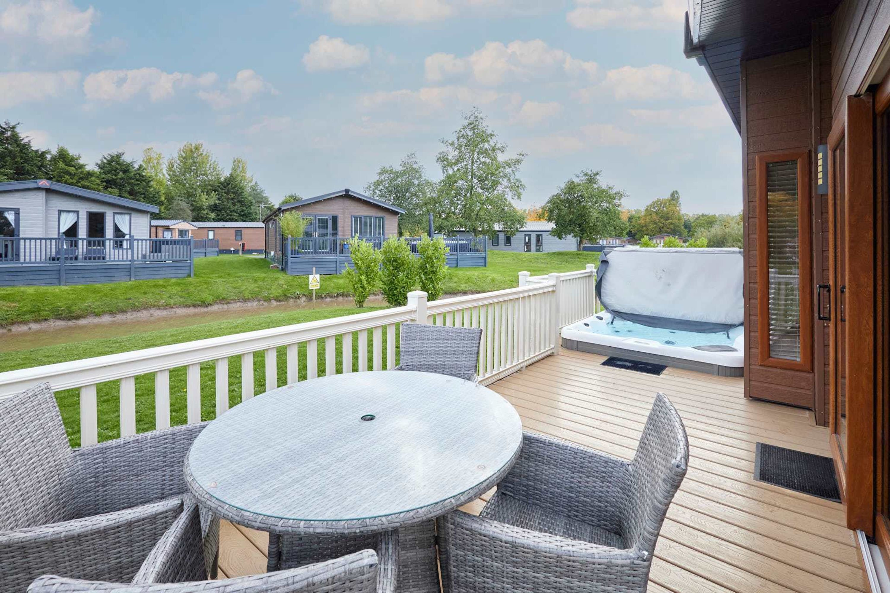 House | 2 bilik tidur, Internet 