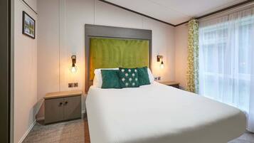 House | 2 bedrooms, desk, Internet