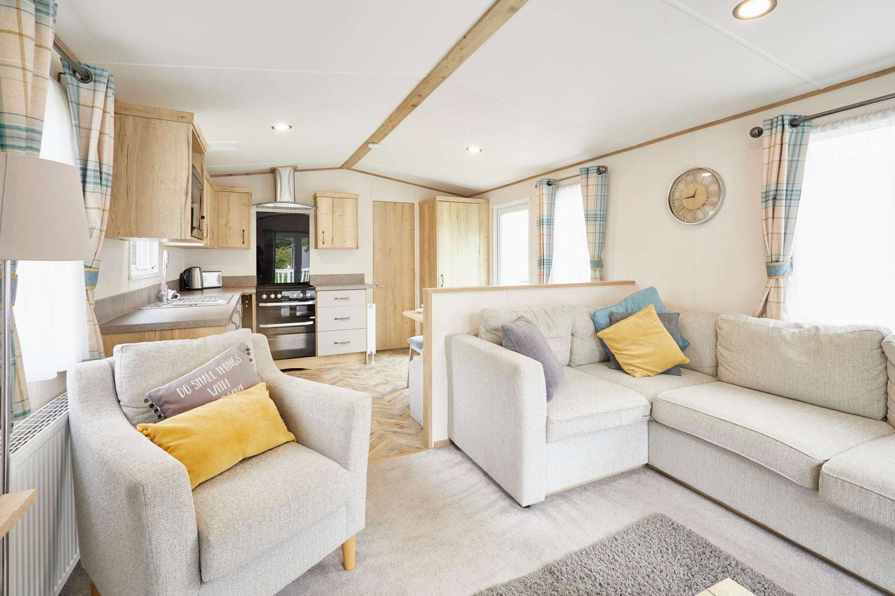 Rumah | 2 kamar tidur dan internet