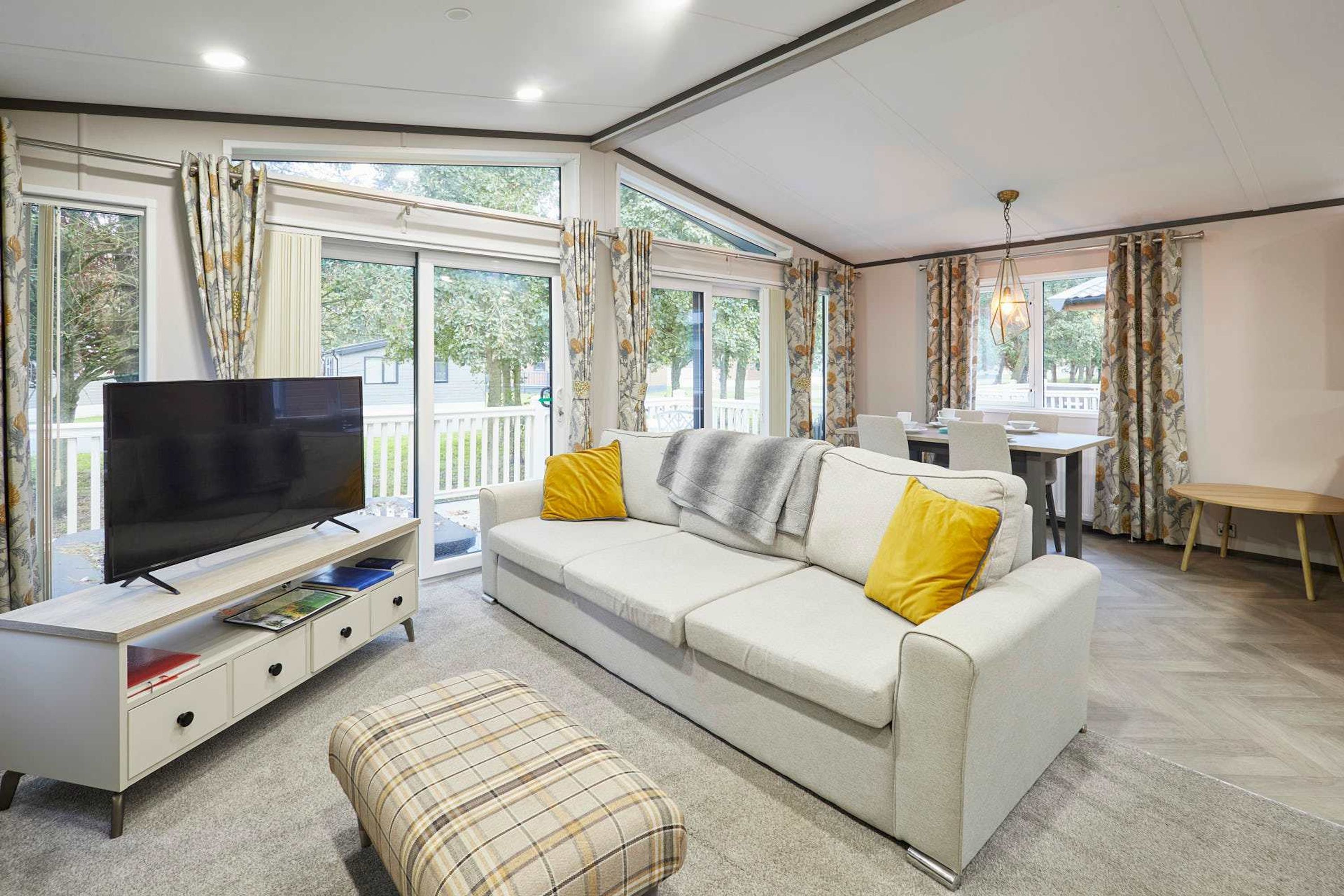 2 bedrooms, Internet