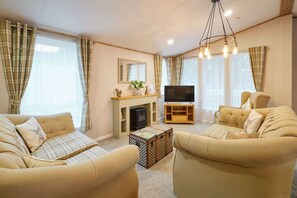 House - Host Stay Foxglove Lodge (York)