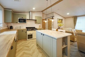 House - Host Stay Foxglove Lodge (York)