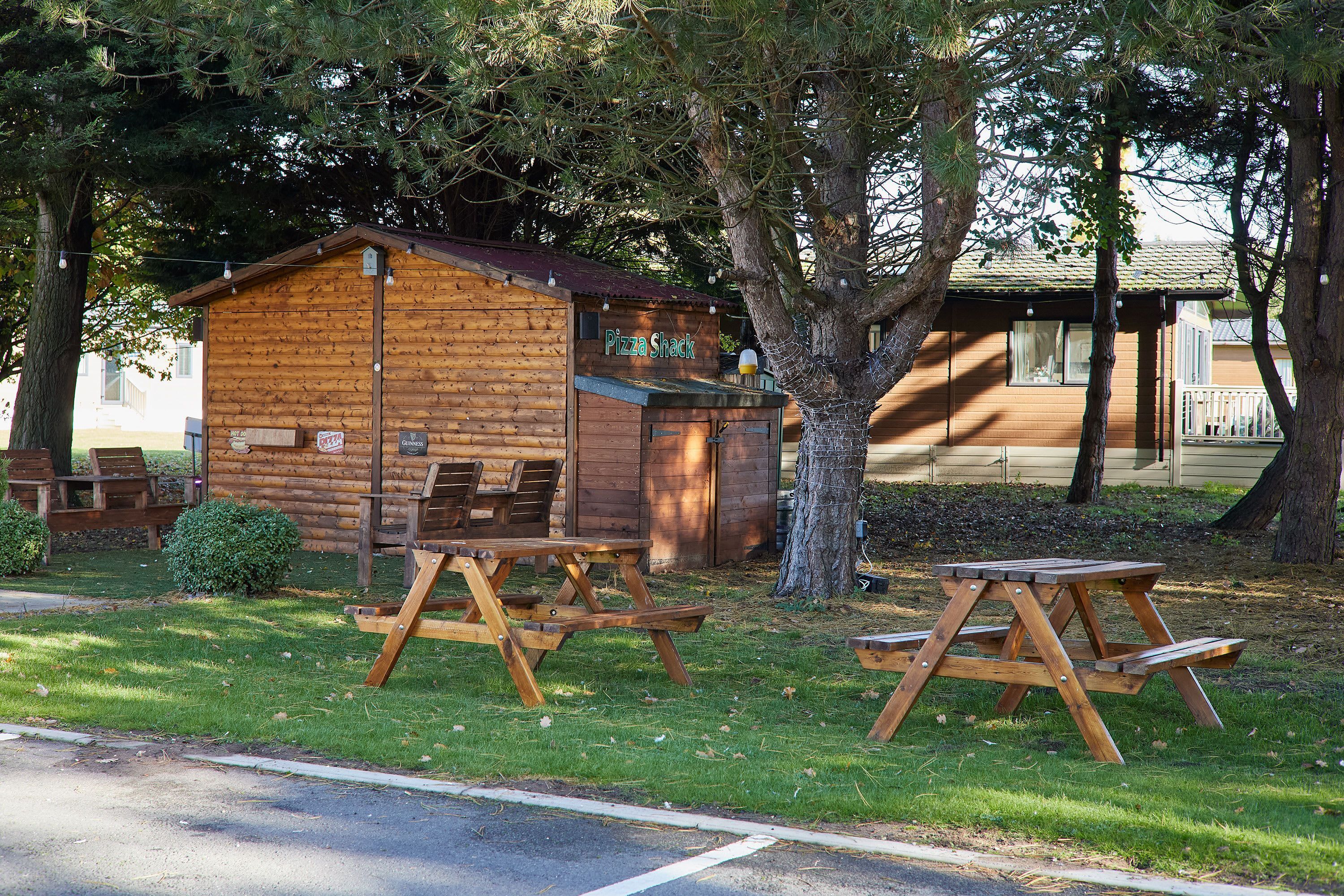 独立别墅 | 2 多间卧室、办公桌、高速上网