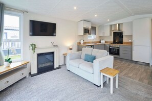 House - Host Stay Tarn Lodge (York)