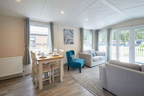 House | 2 bedrooms, Internet - Host Stay Tarn Lodge (York)