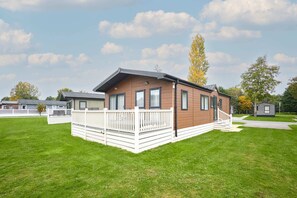 House | 2 bedrooms, Internet - Host Stay Woodpecker Lodge (York)