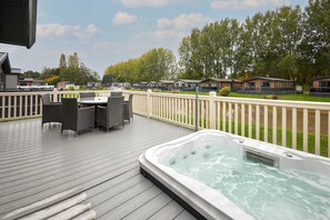 2 bedrooms, Internet - Host Stay Water s Edge Lodge (York)