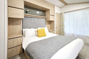 2 bedrooms, Internet - Host Stay Fir Tree Lodge (York)