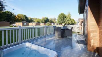 2 bedrooms, Internet