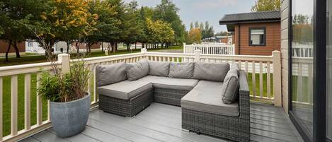 2 bedrooms, Internet