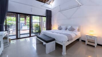 Comfort Villa, Patio, Courtyard View | Room amenity