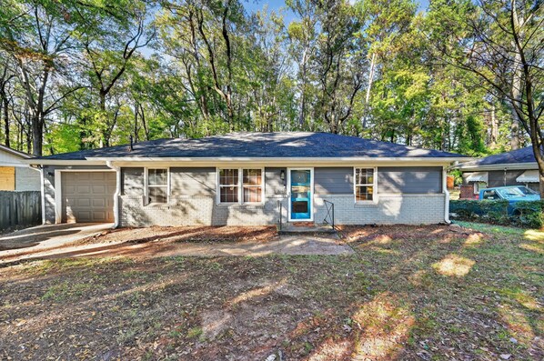 Nhà, 2 phòng ngủ | Ngoại thất