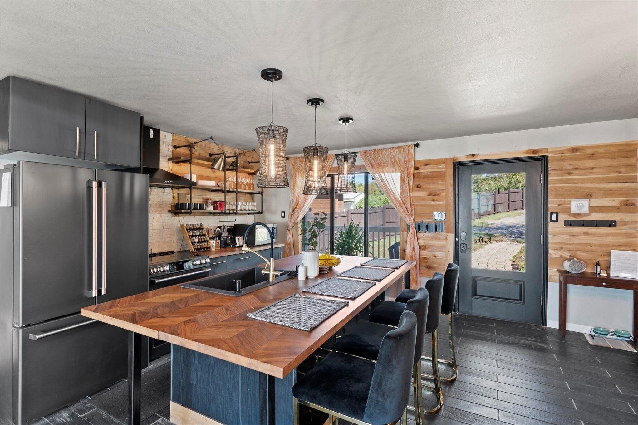 Rumah, 3 kamar tidur | Dapur pribadi | Lemari es, oven, ketel listrik, dan pemanggang roti