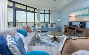 Condo, 3 habitaciones | Área de sala de estar