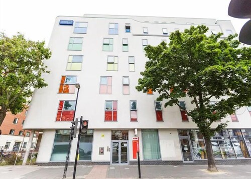 Student Only Luxury Apartment at Islington Near Emirates Stadium