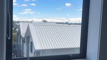 Room, 1 Bedroom, Smoking | Interior