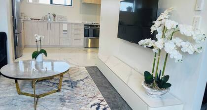 Room-new Brighton Beachfront Unit