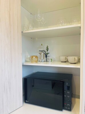 Room, 1 Bedroom, Smoking | Interior - Room-new Brighton Beachfront Unit (Christchurch)