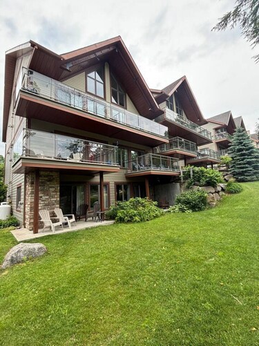 Condo ski in/out sur la montagne